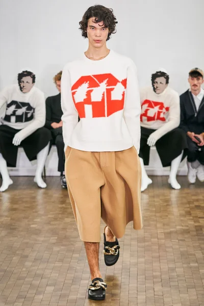Look 34